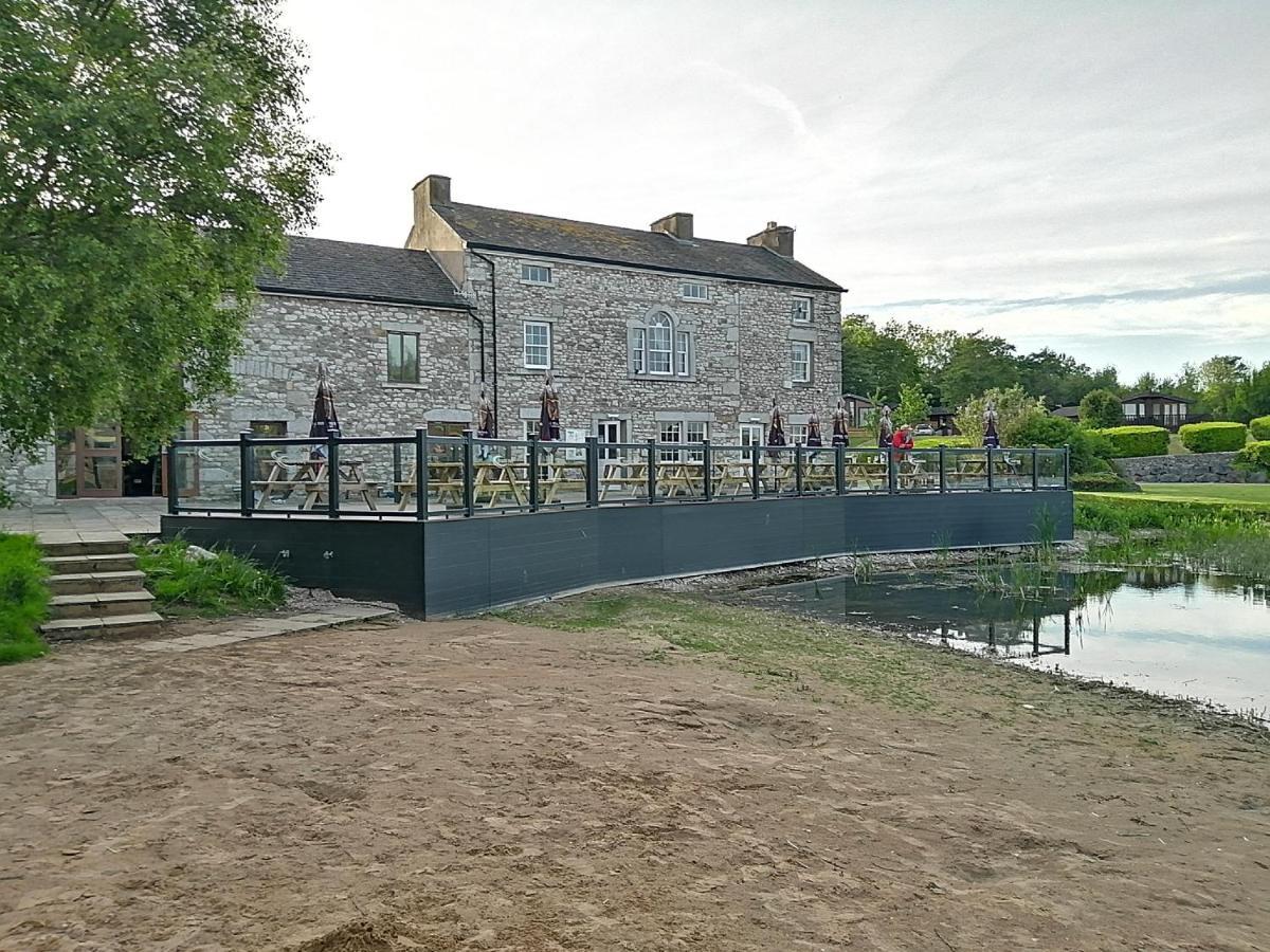 No1 Borwick Lakes Villa Carnforth Exterior foto